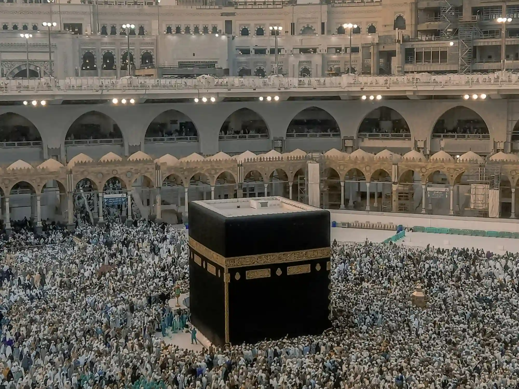 A Journey of Faith: Visiting Makkah and Madinah with Aqsa Travels